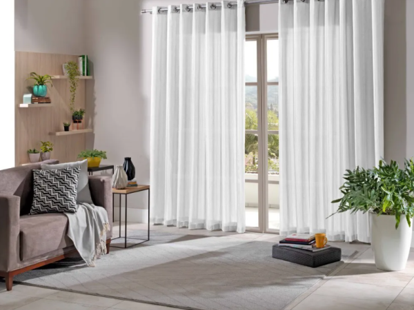 Como escolher cortinas para salas amplas e marcantes?