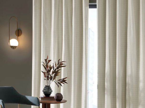 Como cortinas e tecido de parede transformam pequenos e grandes ambientes – Dicas da Bella Janela