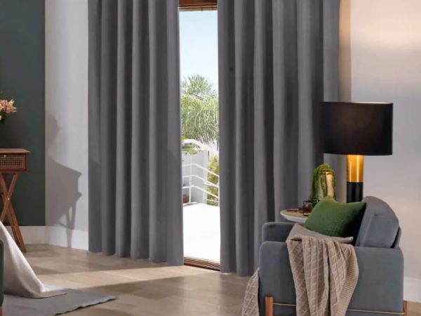 Quais cuidados garantem a instalação de cortinas grandes sem comprometer a estética?